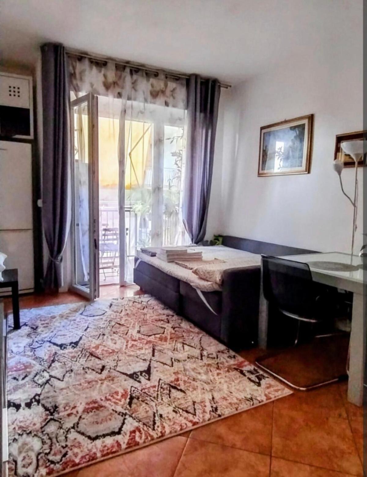 Camera Privata Nell'Appartamento In Zona Residenziale Con 2 Piscine Rapallo Exterior photo